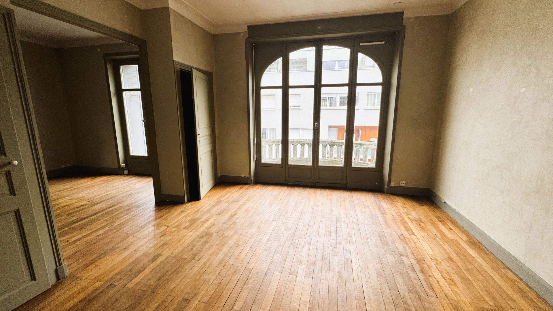 Vente Appartement 5&nbsp;pièces 107.77&nbsp;m² Nantes