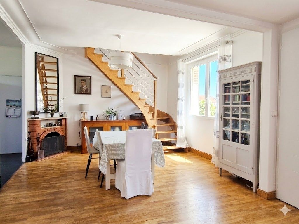 Vente Maison 5&nbsp;pièces 137.15&nbsp;m² Nantes