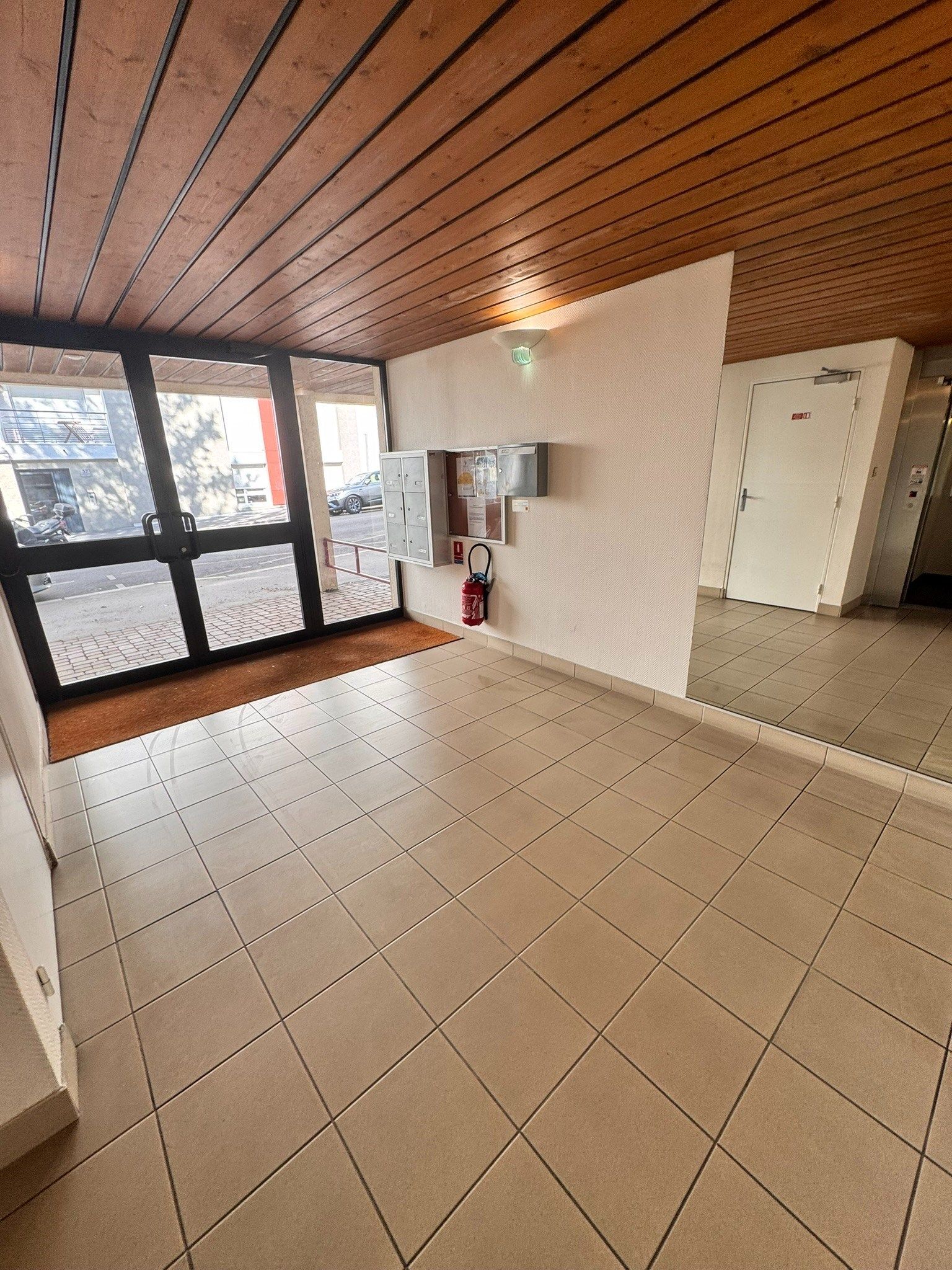 Location Appartement 3&nbsp;pièces 66.43&nbsp;m² Nantes