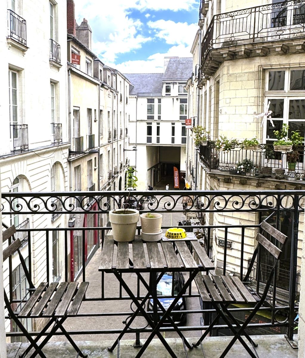bureaux en vente sur NANTES (44000) - Plus de details