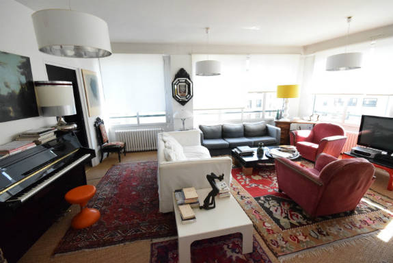 Appartement
                                                        T7
                                                                - HYPER CENTRE