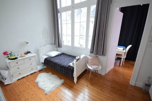 Appartement
                                                        T4
                                                                - HYPER CENTRE