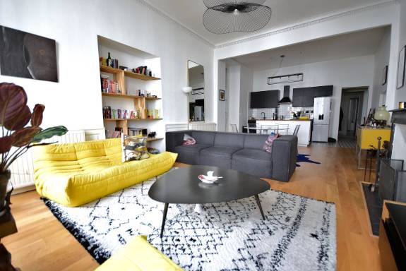 Appartement
                                                        T2
                                                                - HYPER CENTRE