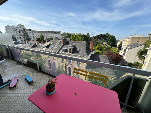 Appartement
                                                                - HYPER CENTRE