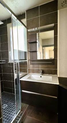 Appartement
                                                        T3
                                                                - ZOLA
