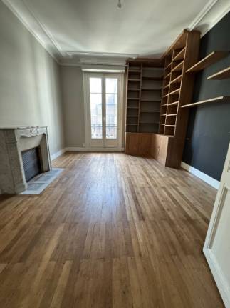 Appartement
                                                                - GRASLIN
