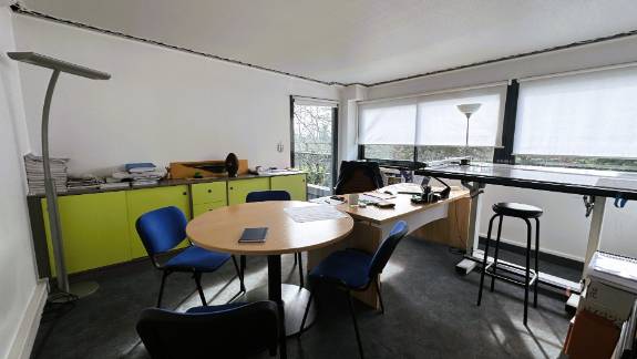 Bureau
                                                                - BOUGUENAIS