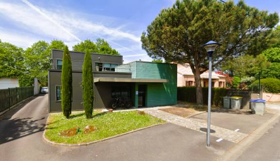 Bureau
                                                                - BOUGUENAIS