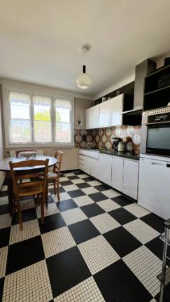 Maison
                                                        T6
                                                                - SAINT SEBASTIEN SUR LOIRE