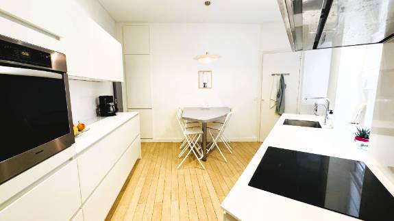 Appartement
                                                        T5
                                                                - HYPER CENTRE