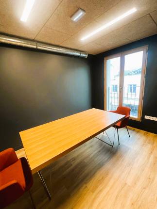 Bureau
                                                        T4
                                                                - NANTES